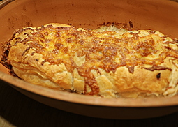 Pastete von Waldpilzen aus dem Römertopf