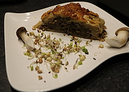 Pastete von Waldpilzen aus dem Römertopf