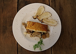Maronenauflauf oder Steinpilzauflauf mit Pecorino