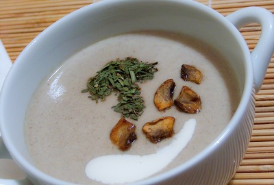 Sieniskeitto (Finnische Pilzsuppe)	